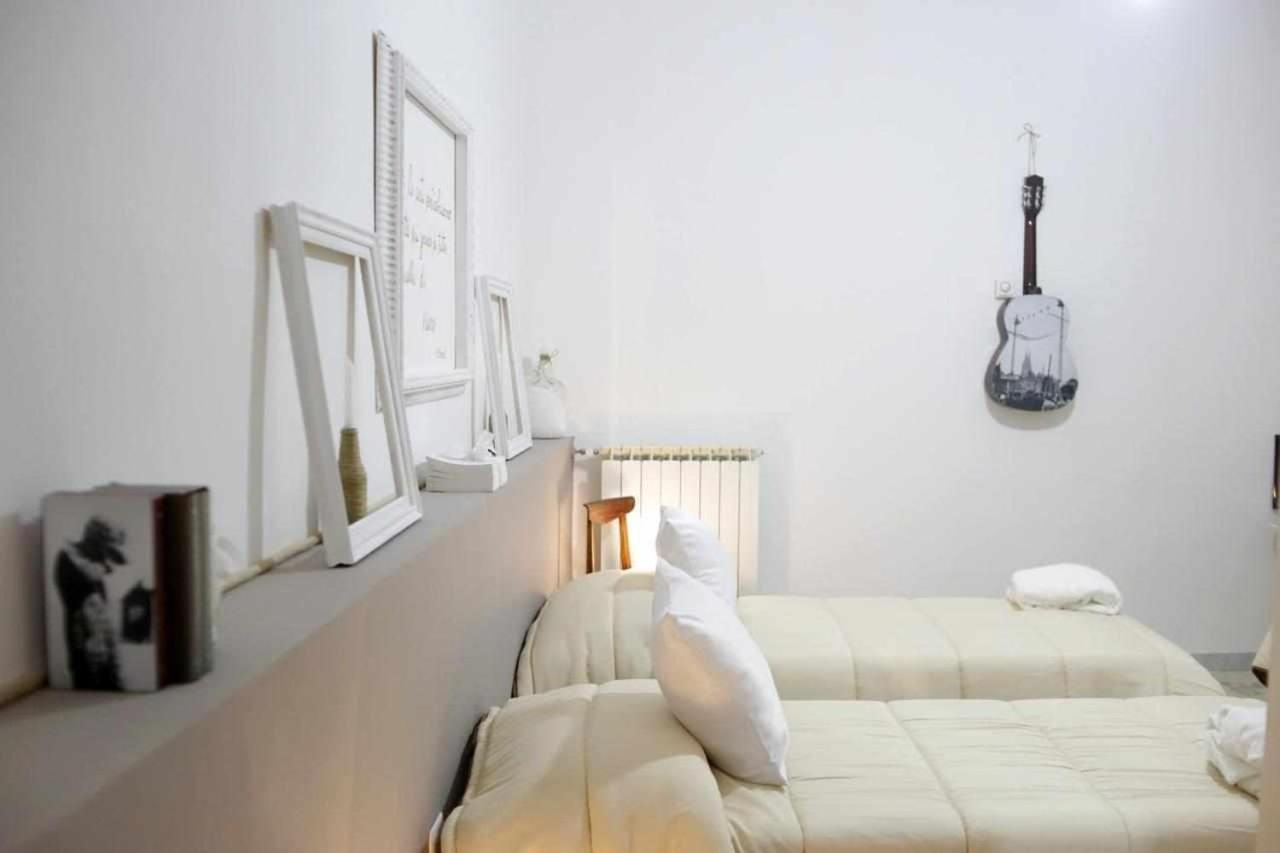 Le Dimore Degli Artisti เวโนซา ภายนอก รูปภาพ